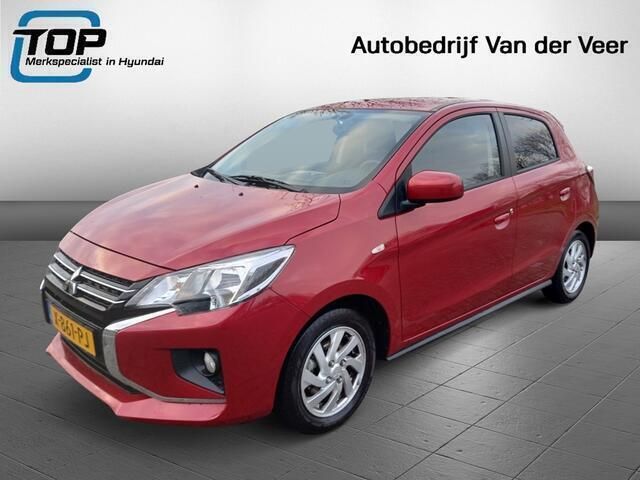 Rood Gebruikt 2024 Mitsubishi Space Star Hatchback | € 20.250 (Iets duurder) - Afbeelding 1/4