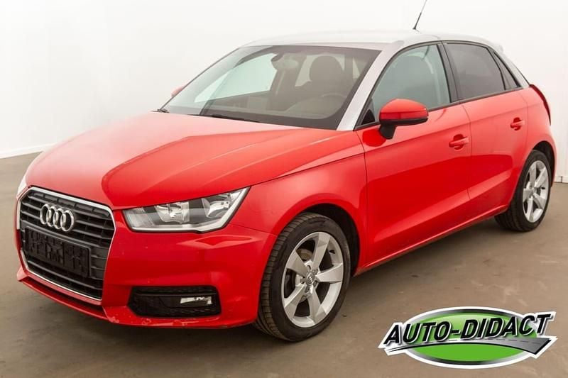 Rood Gebruikt 2018 Audi A1 Ambition Hatchback | € 5.950 - Afbeelding 1/4