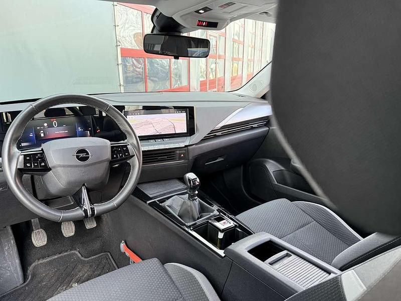 Occasion Opel Astra 112 PK (82 kW) 2023 Zwart Hatchback