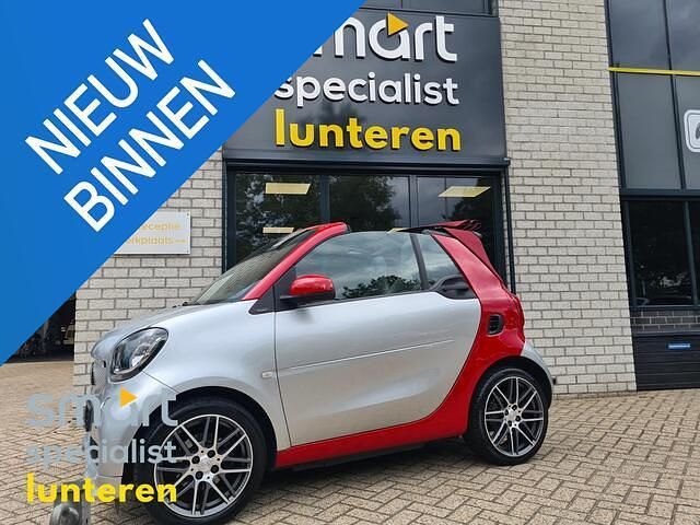 Grijs Gebruikt 2017 Smart ForTwo Cabrio Brabus Cabriolet | € 23.450 - Afbeelding 1/4