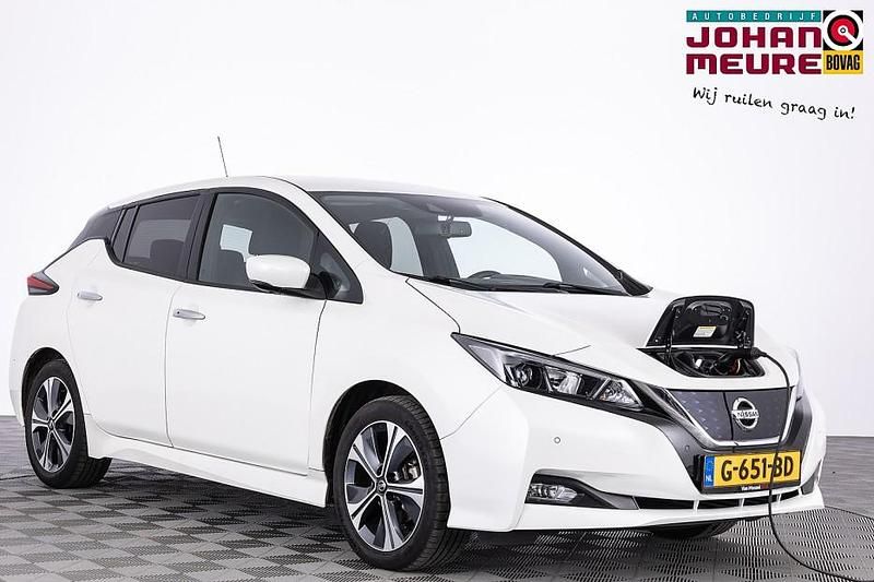 Occasion Nissan Leaf N-Connecta 110 kW (150 PK) 2019 Wit Hatchback