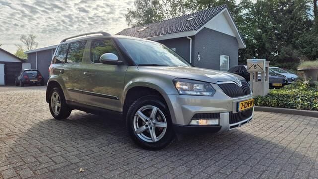 Beige Gebruikt 2015 Skoda Yeti Outdoor Adventure SUV | € 8.999 (Super prijs) - Afbeelding 1/4