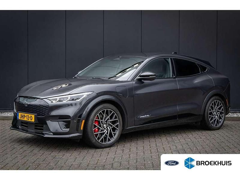 Grijs Gebruikt 2022 Ford Mustang Mach-E GT SUV | € 39.900 (Eerlijke prijs) - Afbeelding 1/4