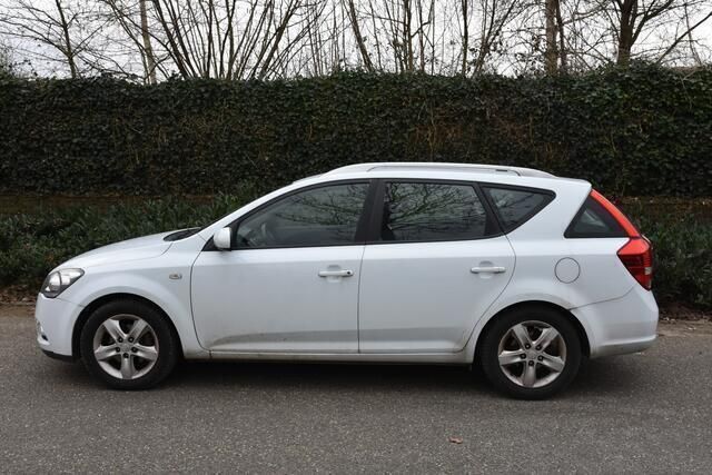 Occasion Kia Ceed Plus 116 PK (85 kW) 2012 Wit Hatchback