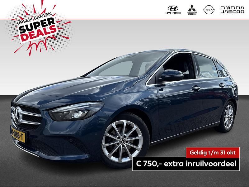 Blauw Gebruikt 2019 Mercedes B180 Edition MPV | € 21.930 (Eerlijke prijs) - Afbeelding 1/4