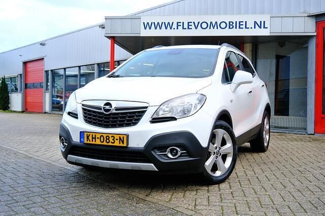 Wit Gebruikt 2014 Opel Mokka Cosmo SUV | € 9.950 (Eerlijke prijs) - Afbeelding 1/4