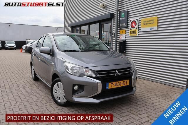 Grijs Gebruikt 2023 Mitsubishi Space Star Hatchback | € 12.350 (Eerlijke prijs) - Afbeelding 1/4