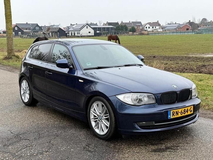 Occasion BMW 118 143 PK (105 kW) 2010 Blauw Hatchback