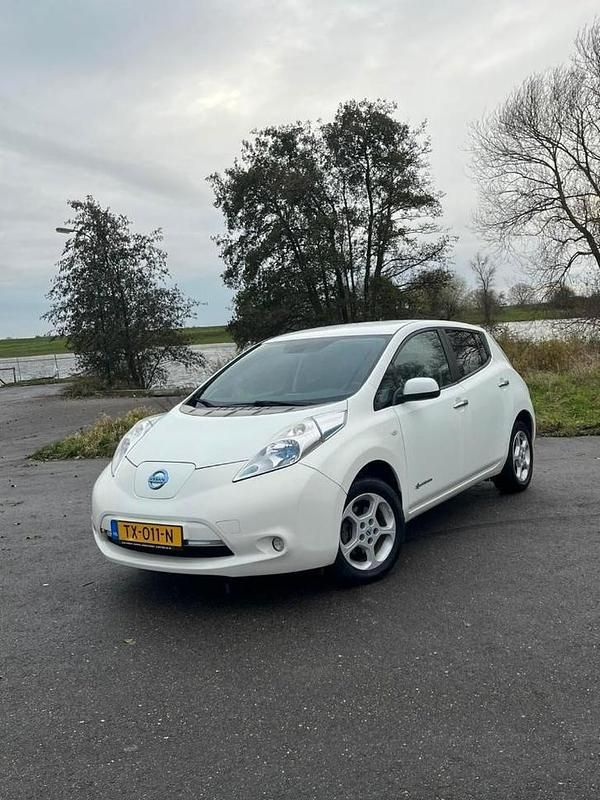 Occasion 2014 Nissan Leaf Hatchback | € 3.500 (Eerlijke prijs) - Afbeelding 1/4