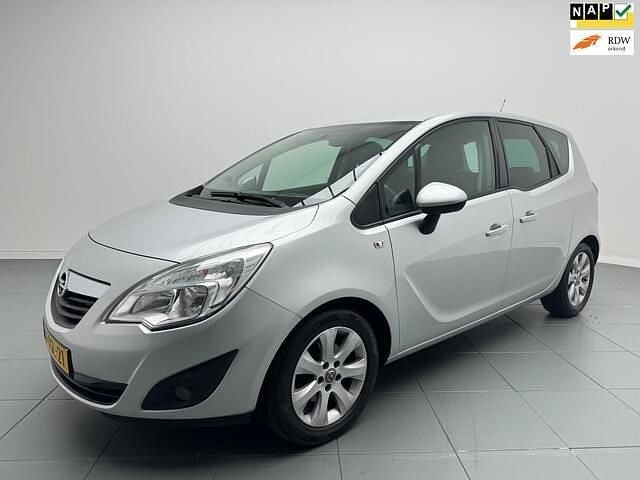 Grijs Gebruikt 2012 Opel Meriva Cosmo MPV | € 4.950 (Eerlijke prijs) - Afbeelding 1/4