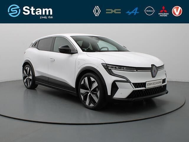 Wit metallic Gebruikt 2022 Renault Mégane Techno Hatchback | € 27.990 (Eerlijke prijs) - Afbeelding 1/4