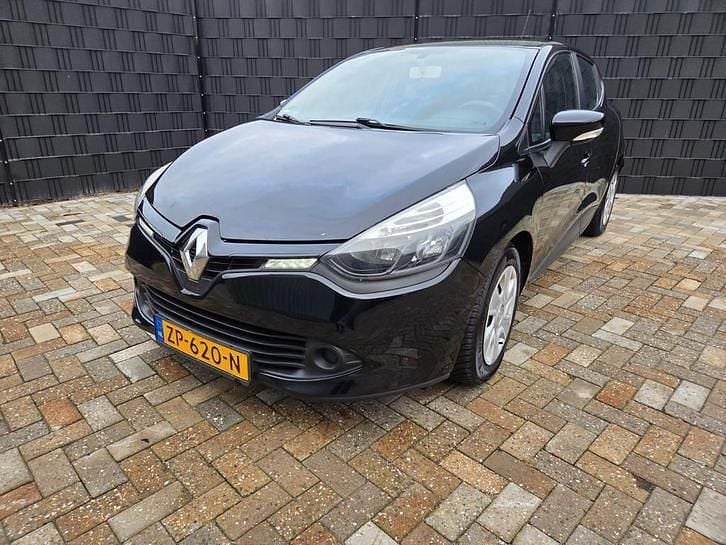 Gebruikt 2013 Renault Clio R.S. Authentique Hatchback | € 4.450 (Goede deal) - Afbeelding 1/4