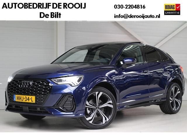 Blauw Occasion 2024 Audi Q3 Sportback Competition SUV | € 46.500 (Eerlijke prijs) - Afbeelding 1/4