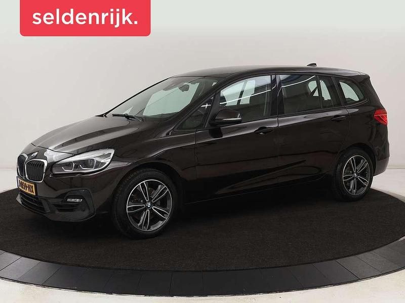 Bruin Gebruikt 2020 BMW 218 Gran Tourer Executive MPV | € 17.900 (Goede deal) - Afbeelding 1/4