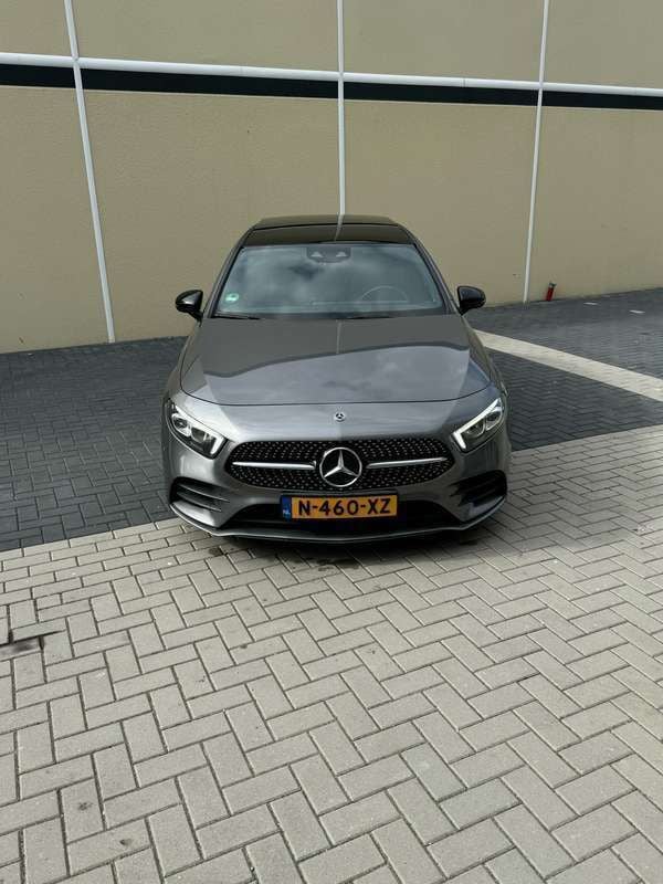 Grijs Gebruikt 2018 Mercedes 250 Premium Plus Stationwagen | € 23.995 (Eerlijke prijs) - Afbeelding 1/1