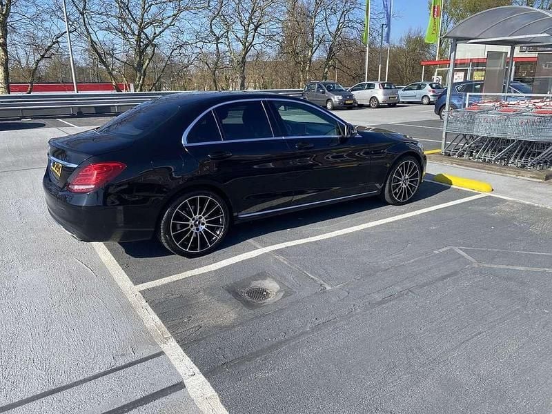Occasion 2015 Mercedes C350e Avantgarde Sedan | € 14.650 (Eerlijke prijs) - Afbeelding 1/4