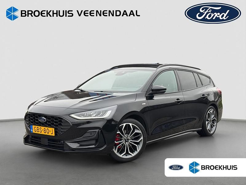 Zwart Gebruikt 2024 Ford Focus ST-Line X Stationwagen | € 26.900 (Iets duurder) - Afbeelding 1/4
