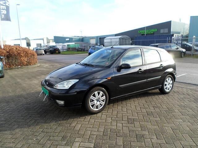 Occasion Ford Focus Futura 101 PK (74 kW) 2004 Zwart Hatchback