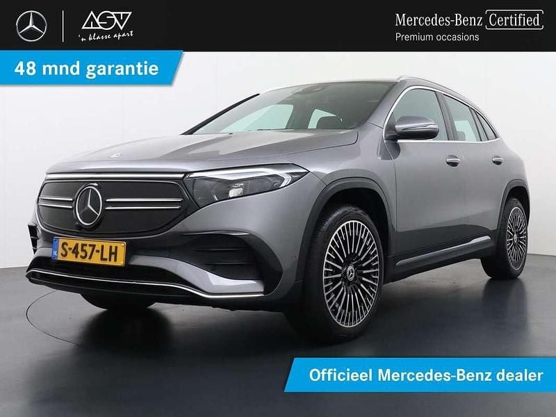 Grijs Gebruikt 2023 Mercedes EQA250 AMG line SUV | € 39.895 (Iets duurder) - Afbeelding 1/4
