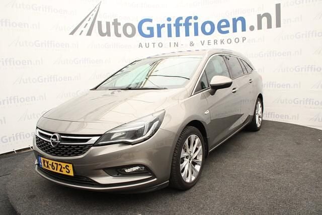 Bruin Gebruikt 2016 Opel Astra Innovation Stationwagen | € 9.790 (Goede deal) - Afbeelding 1/4