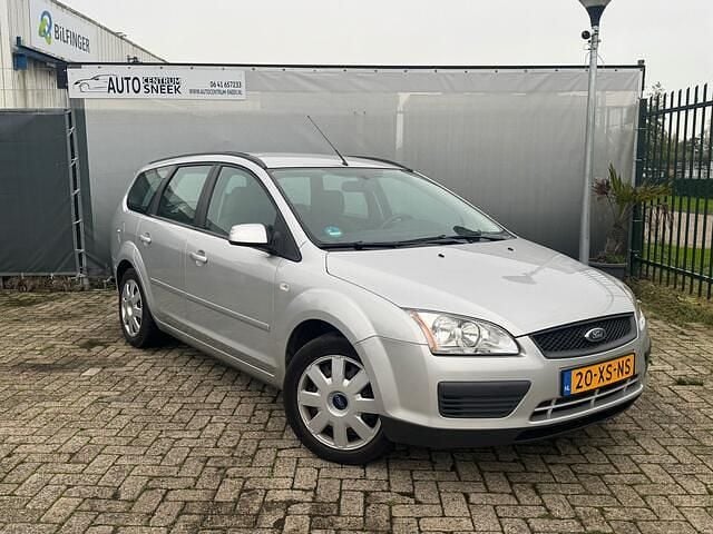 Grijs Gebruikt 2007 Ford Focus Trend Stationwagen | € 1.499 (Goede deal) - Afbeelding 1/4