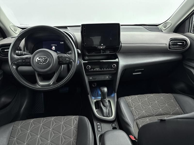 Occasion Toyota Yaris Cross Executive 116 PK (85 kW) 2023 Zwart SUV