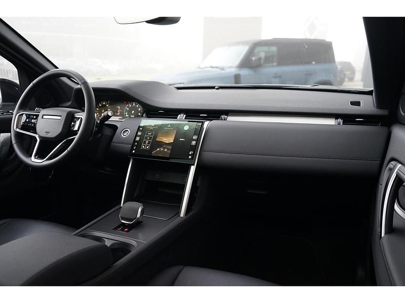 Occasion Land Rover Discovery 5 SE Dynamic 301 PK (221 kW) 2024 Grijs SUV