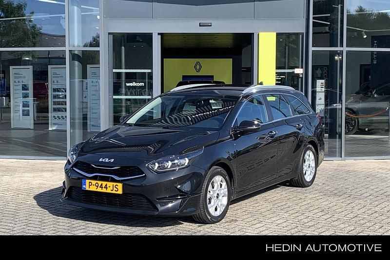 Zwart Gebruikt 2022 Kia Ceed Stationwagen | € 20.950 - Afbeelding 1/4