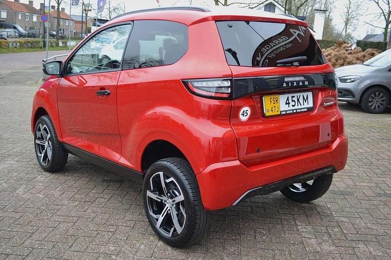 Occasion Aixam Crossover Premium 2024 Rood Hatchback