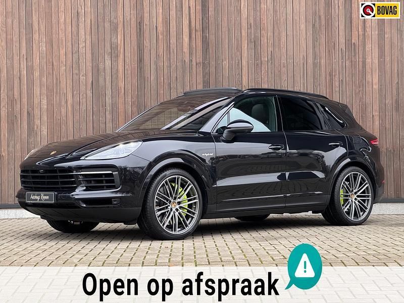 Zwart Gebruikt 2021 Porsche Cayenne SUV | € 69.900 (Goede deal) - Afbeelding 1/4