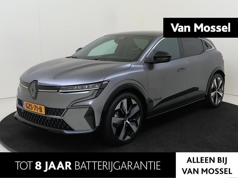 Gris schiste kqg Gebruikt 2025 Renault Mégane Komfort Hatchback | € 34.940 (Duur) - Afbeelding 1/4