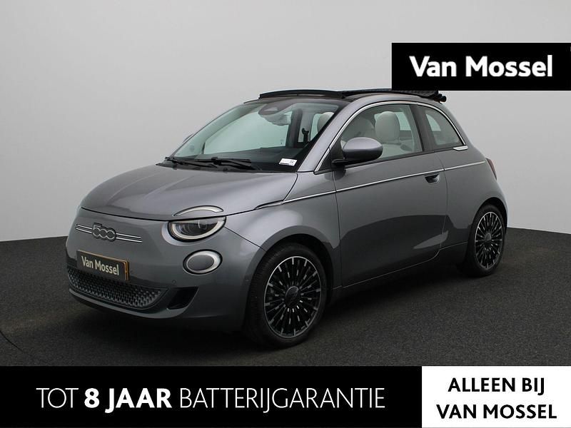 Grijs Gebruikt 2023 Fiat 500e La Prima Cabriolet | € 24.900 (Eerlijke prijs) - Afbeelding 1/4