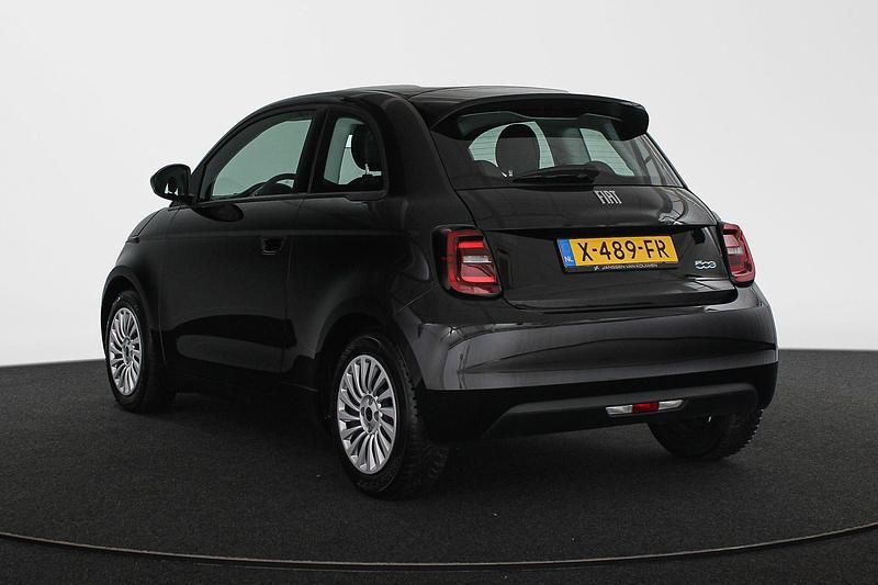 Occasion Fiat 500e Urban 11 kW (15 PK) 2023 Zwart Hatchback