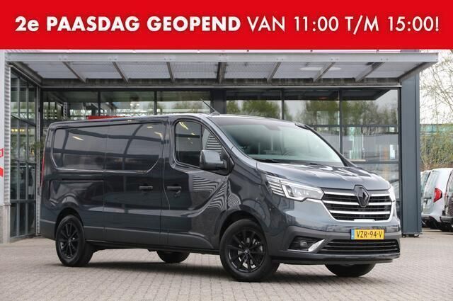 Grijs Gebruikt 2023 Renault Trafic Van | € 28.950 (Duur) - Afbeelding 1/4