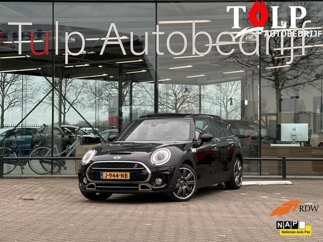 Zwart Gebruikt 2017 Mini Cooper Clubman Business Stationwagen | € 17.749 (Eerlijke prijs) - Afbeelding 1/4