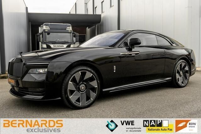 Zwart, metallic lak Gebruikt 2024 Rolls Royce Spectre Sedan | € 399.950 - Afbeelding 1/4