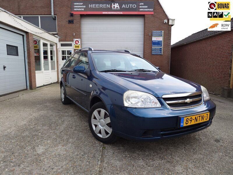 Blauw Gebruikt 2010 Chevrolet Nubira Stationwagen | € 2.450 - Afbeelding 1/4