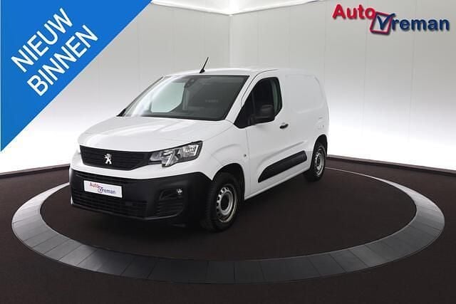 Wit Occasion 2020 Peugeot Partner Premium MPV | € 8.985 (Goede deal) - Afbeelding 1/4