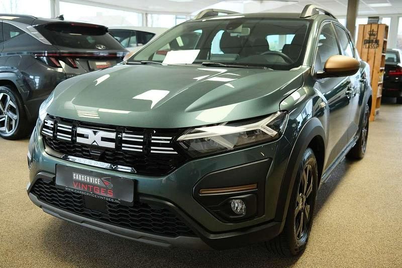 Overige Occasion 2024 Dacia Sandero Extreme Hatchback | € 18.750 (Eerlijke prijs) - Afbeelding 1/4