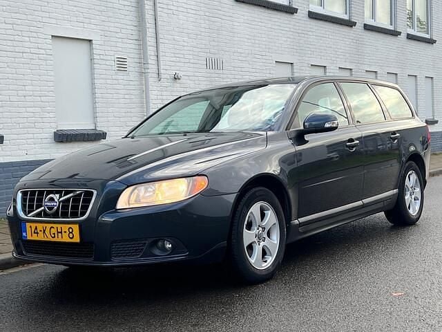 Occasion Volvo V70 146 PK (107 kW) 2009 Grijs Stationwagen
