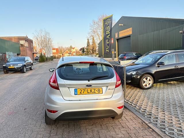 Occasion Ford Fiesta Limited 60 PK (44 kW) 2010 Grijs Hatchback