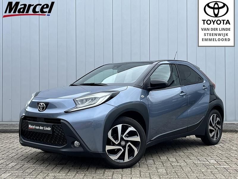 Blauw Gebruikt 2024 Toyota Aygo X Envy SUV | € 21.900 - Afbeelding 1/4