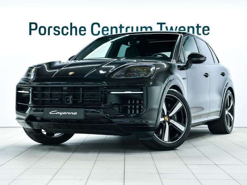 Chromite zwart metallic Gebruikt 2024 Porsche Cayenne SUV | € 168.900 - Afbeelding 1/4