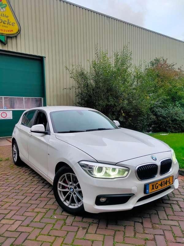 Wit Gebruikt 2019 BMW 116 Executive Hatchback | € 9.500 (Super prijs) - Afbeelding 1/4