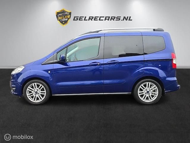 Occasion Ford Tourneo Courier Titanium 101 PK (74 kW) 2017 Blauw MPV
