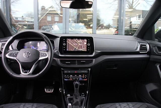 Occasion VW T-Cross R-line Edition 116 PK (85 kW) 2025 Zwart (metallic) SUV