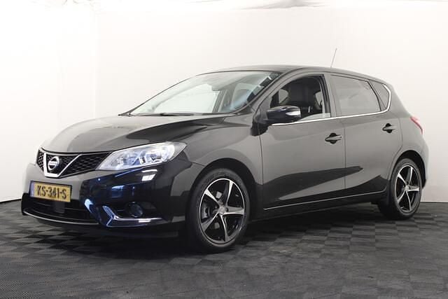 Zwart (metallic) Occasion 2016 Nissan Pulsar Tekna Hatchback | € 8.450 (Eerlijke prijs) - Afbeelding 1/4