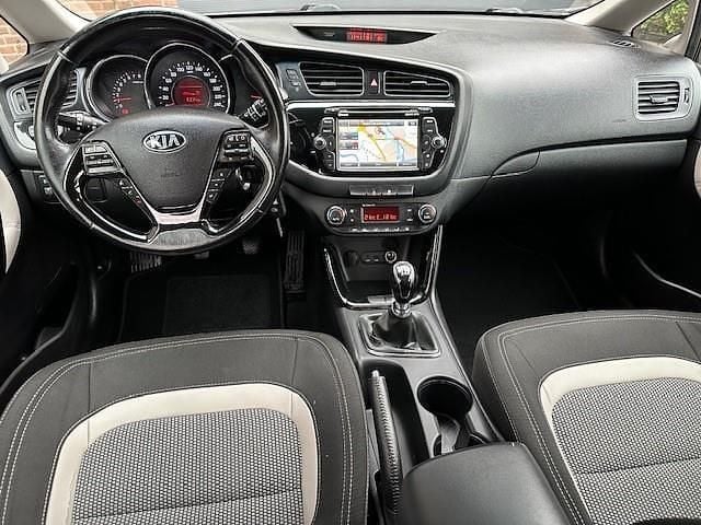 Occasion Kia Ceed Sportswagon 135 PK (99 kW) 2013 Grijs Stationwagen