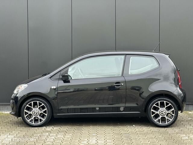 Occasion VW up! high up! 60 PK (44 kW) 2013 Zwart Hatchback