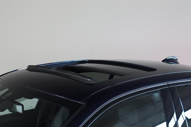 Occasion BMW 320e 2022 Blauw (metallic) Sedan